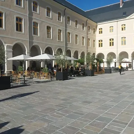 L'atelier Haute Couture *